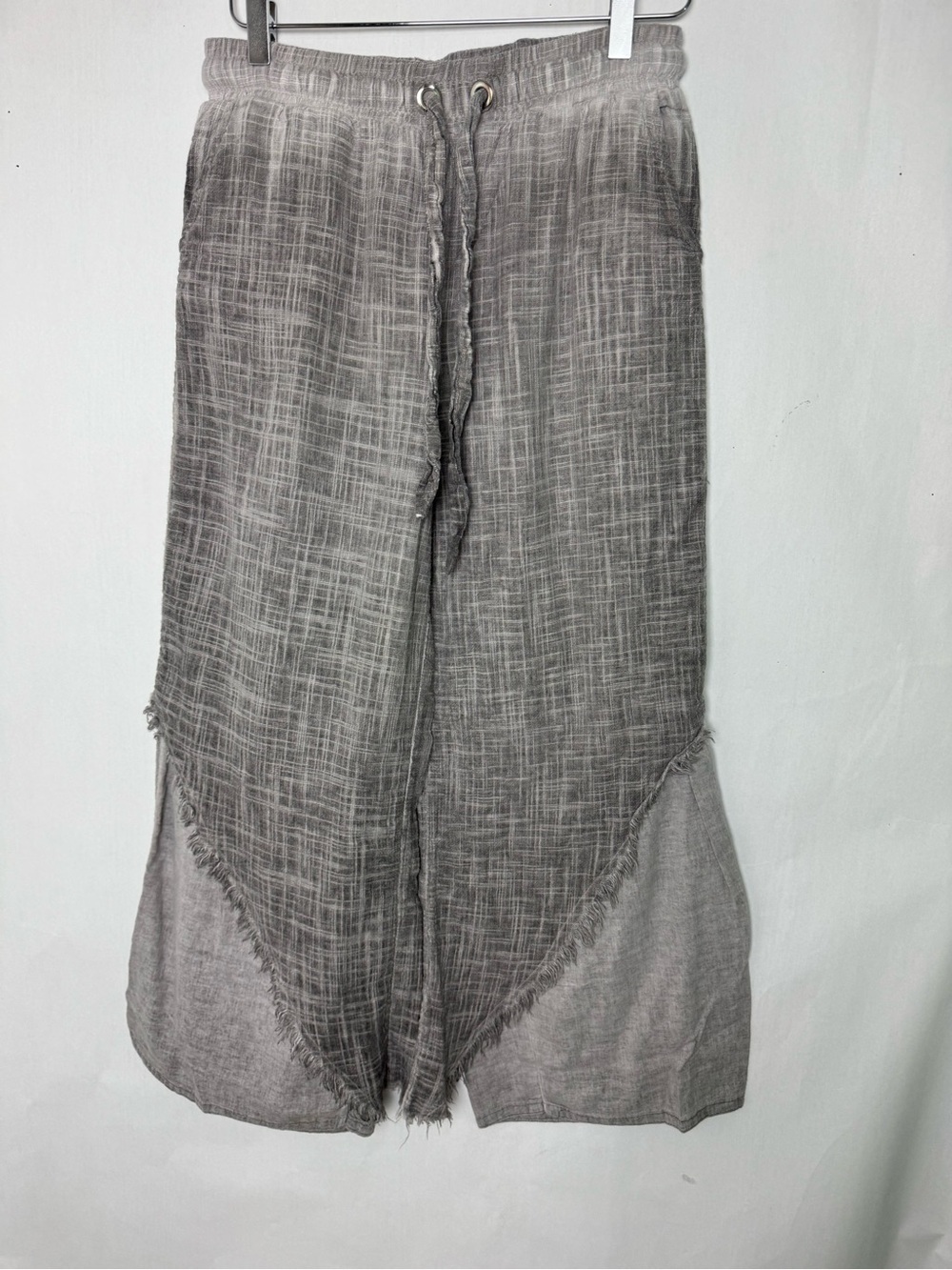 Signet Capri Gray pants sz Small